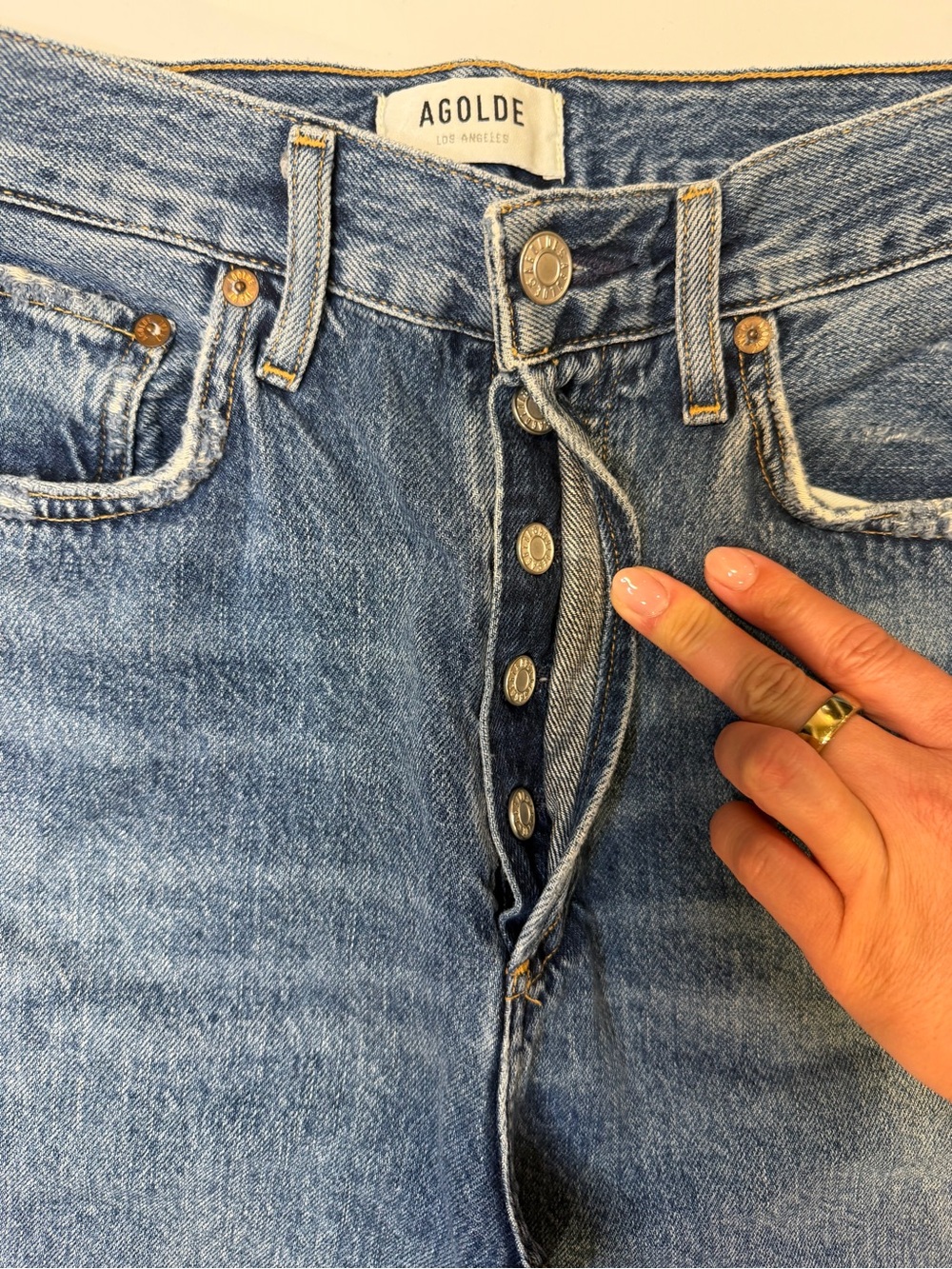 Agolde Riley High-Rise Straight Crop Jeans in Frequency Size 25 - Picture 3 of 10